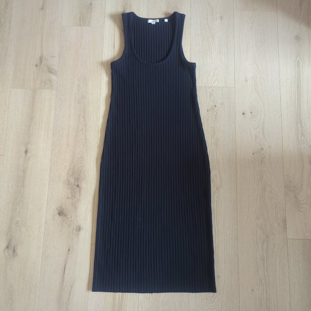 VINCE Black Ribbed Knit Casual Dress Medium